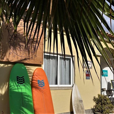 Hostel Surfer's Den Ericeira Exterior foto